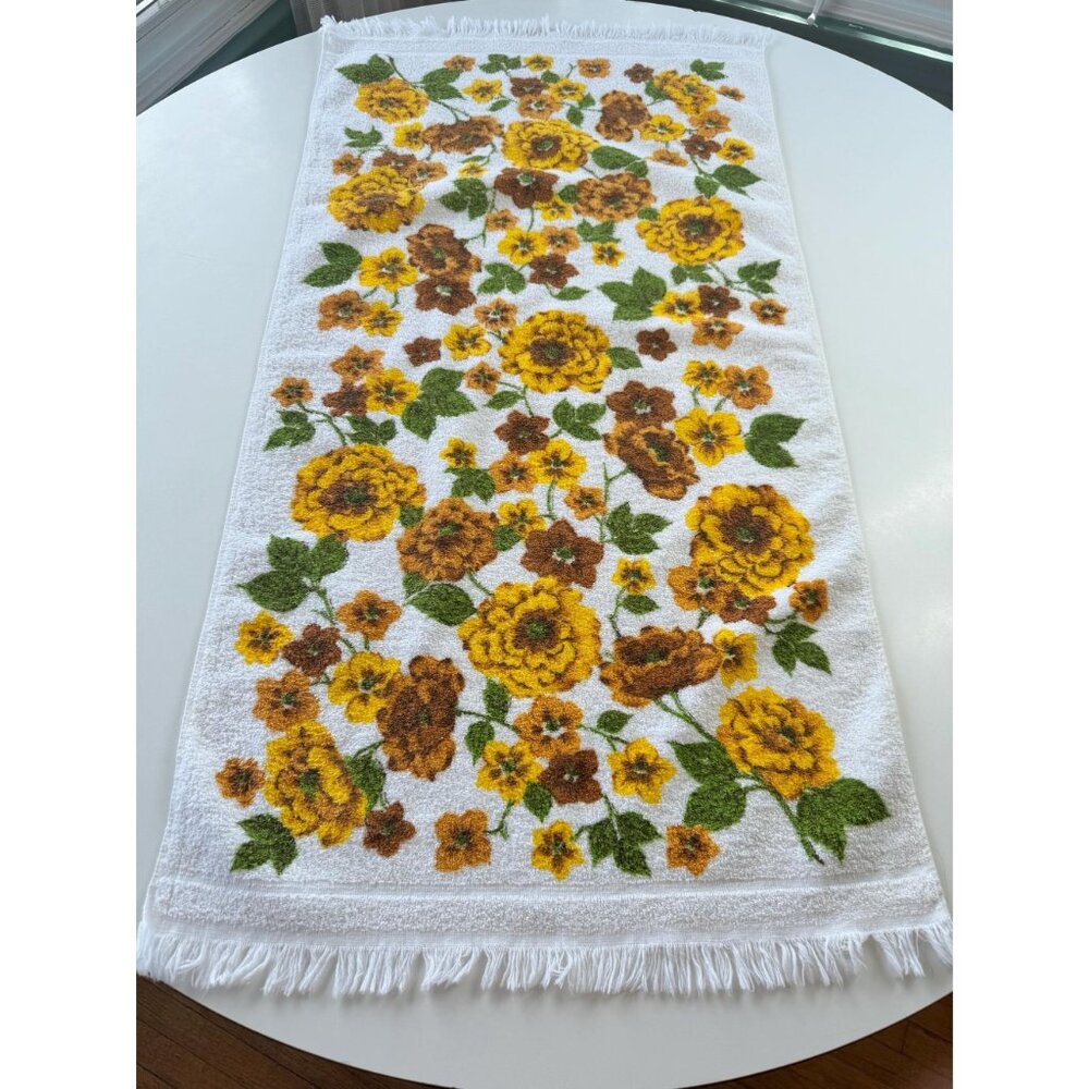 Vintage 70s bath towel, orange, yellow roses with greenery, white, price for one